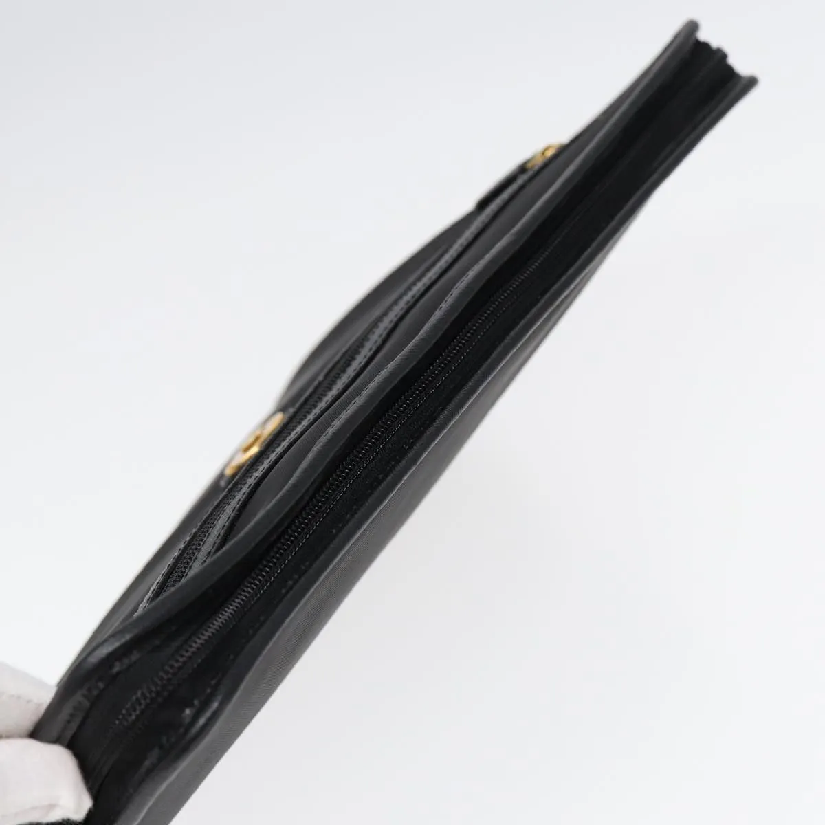 BURBERRYSs Clutch Bag PVC Black Gold Auth bs17440