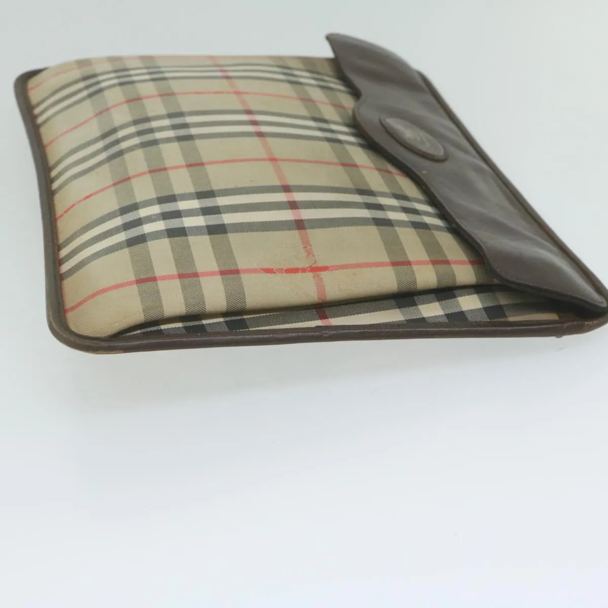 BURBERRYSs Nova Check Clutch Bag Nylon Beige  yk10018