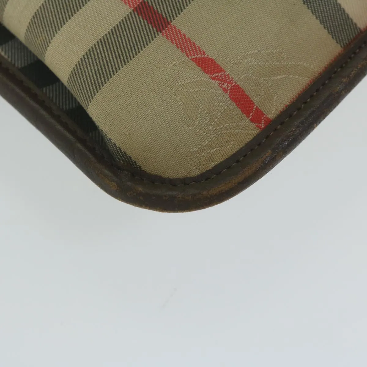 BURBERRYSs Nova Check Clutch Bag Nylon Beige  yk10018