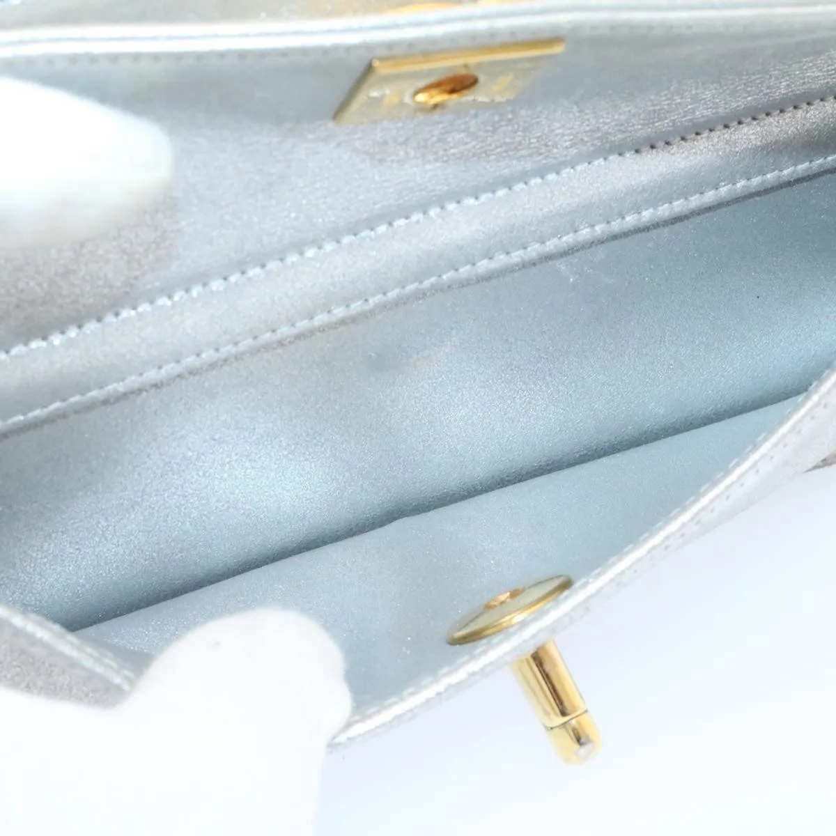 Chanel Clutch Bag Leather Silver CC Auth 26857A