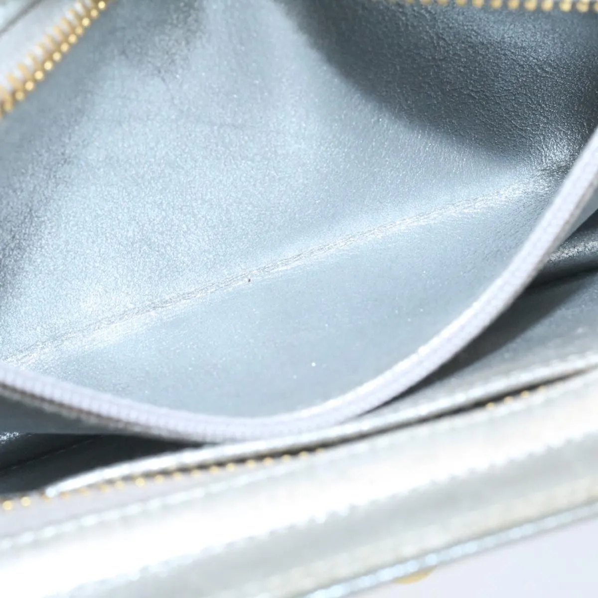Chanel Clutch Bag Leather Silver CC Auth 26857A
