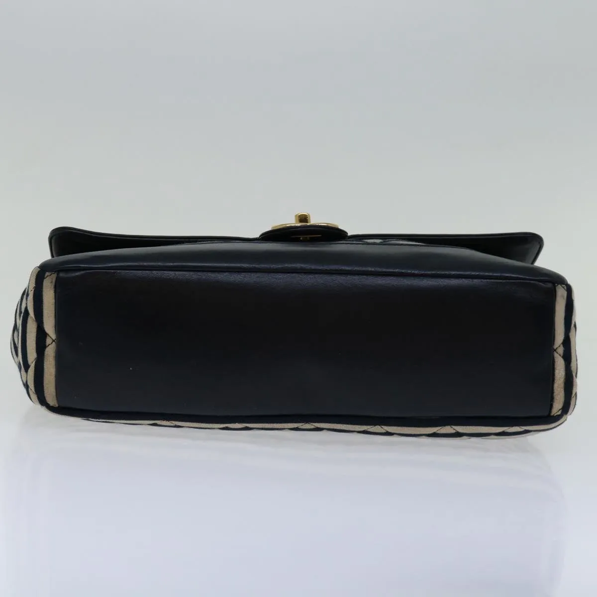 CHANEL Matelasse Chain Shoulder Bag Cotton White Navy CC Auth 69062A