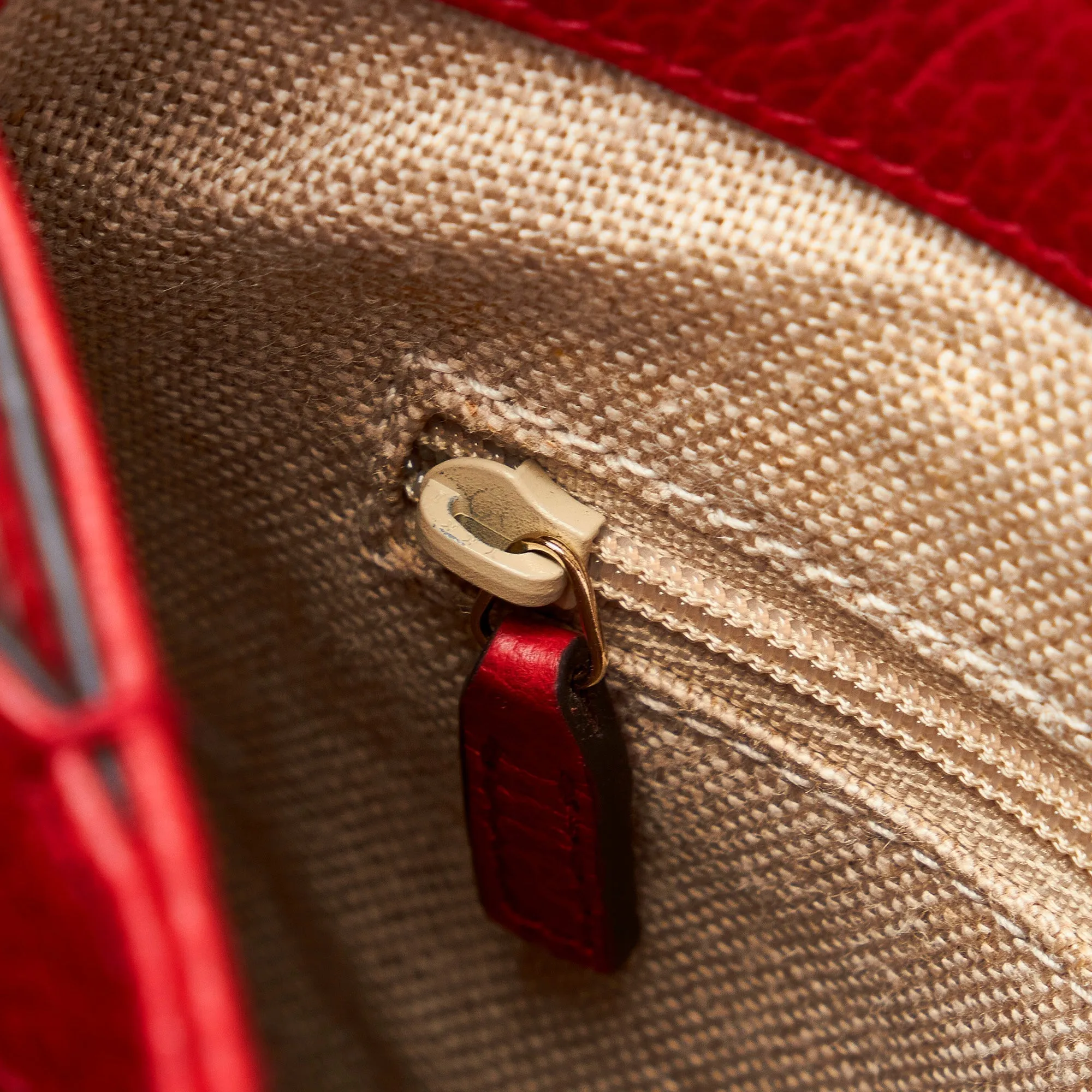 Gucci Interlocking G Red Calfskin