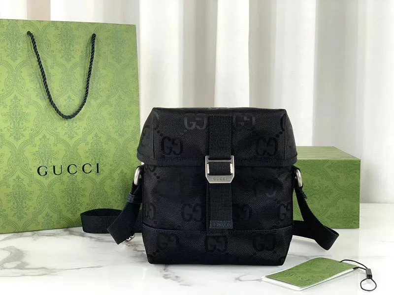Gucci   Luxury Bags  1028