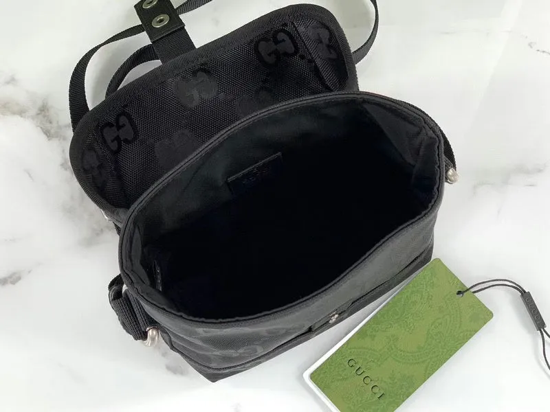Gucci   Luxury Bags  1028