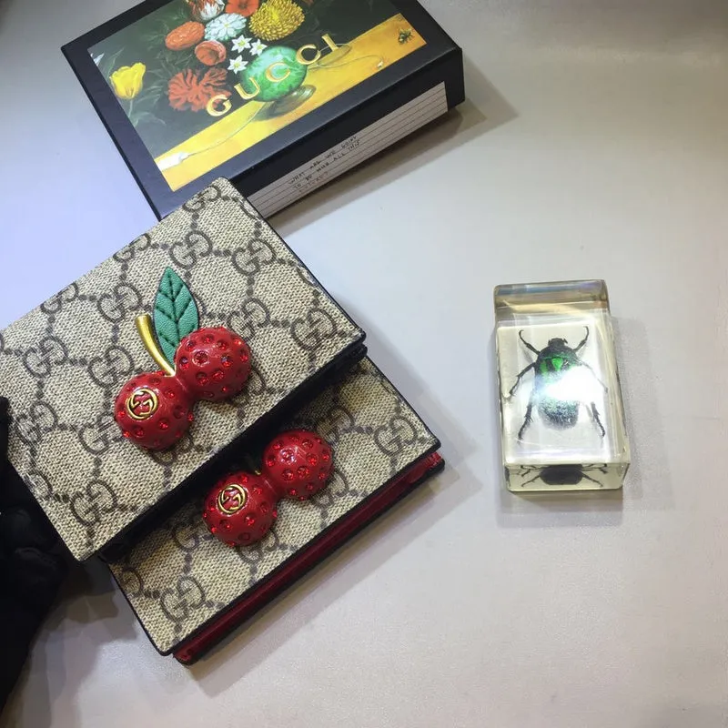 Gucci   Luxury Bags  1366