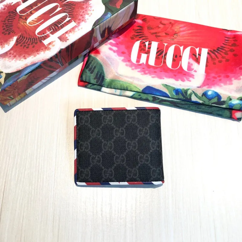 Gucci   Luxury Bags  875