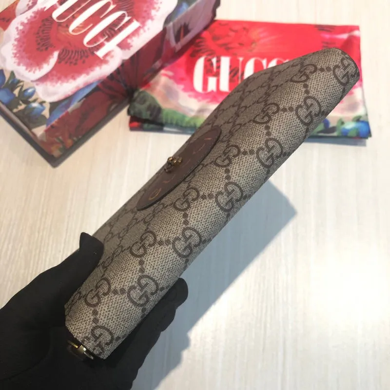 Gucci   Luxury Bags  883