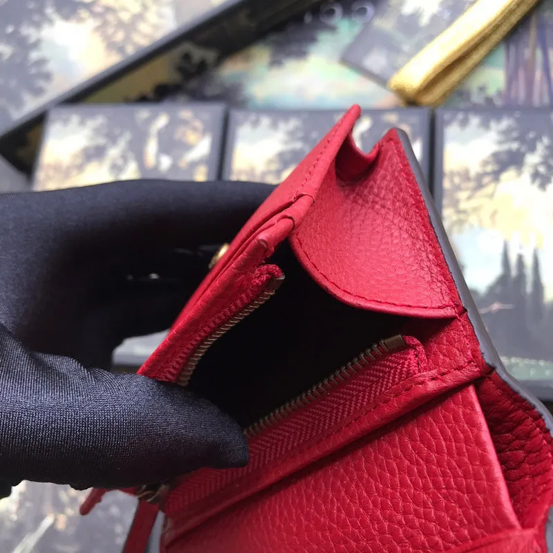 Gucci   Luxury Bags  894