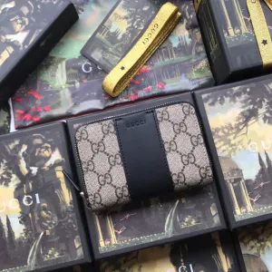 Gucci   Luxury Bags  925
