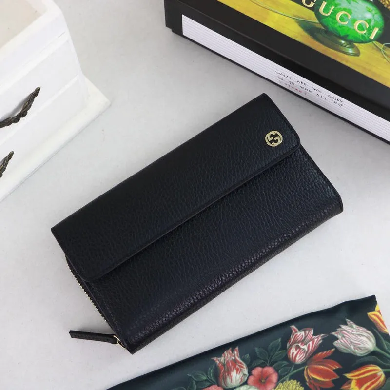 Gucci   Luxury Bags  928