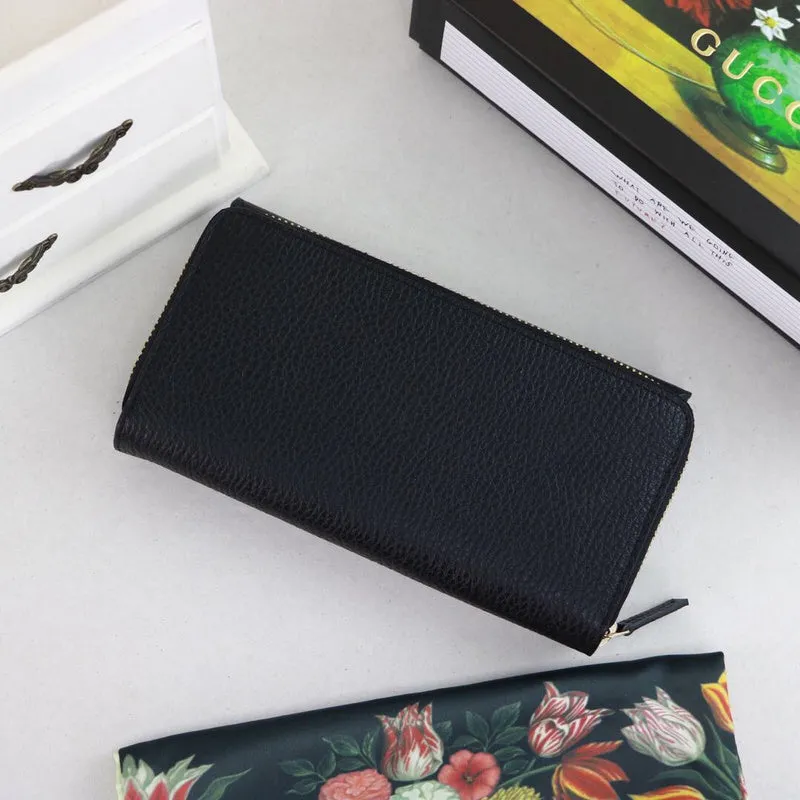 Gucci   Luxury Bags  928