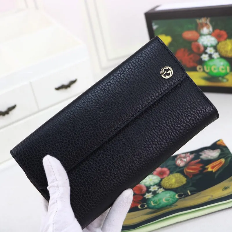 Gucci   Luxury Bags  928