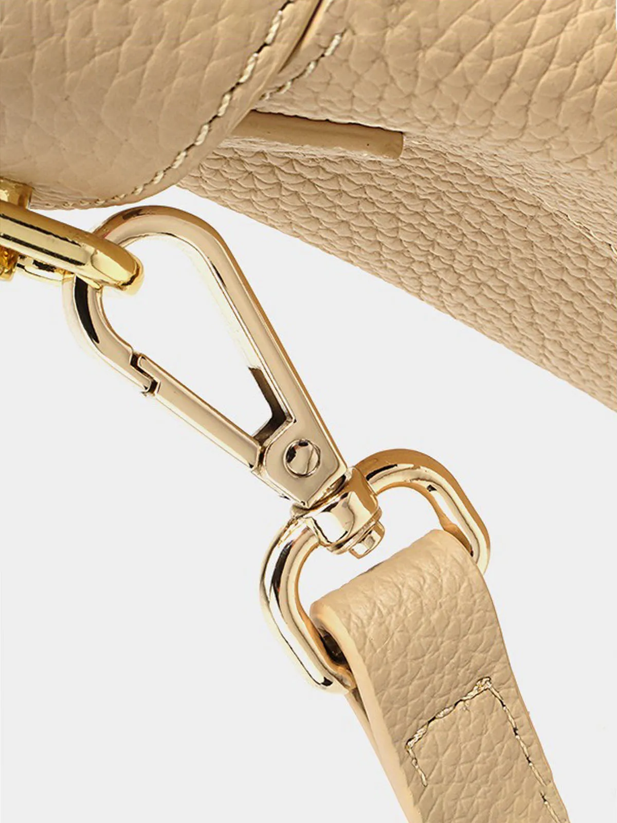Simple Commuting Bucket Crossbody Bag